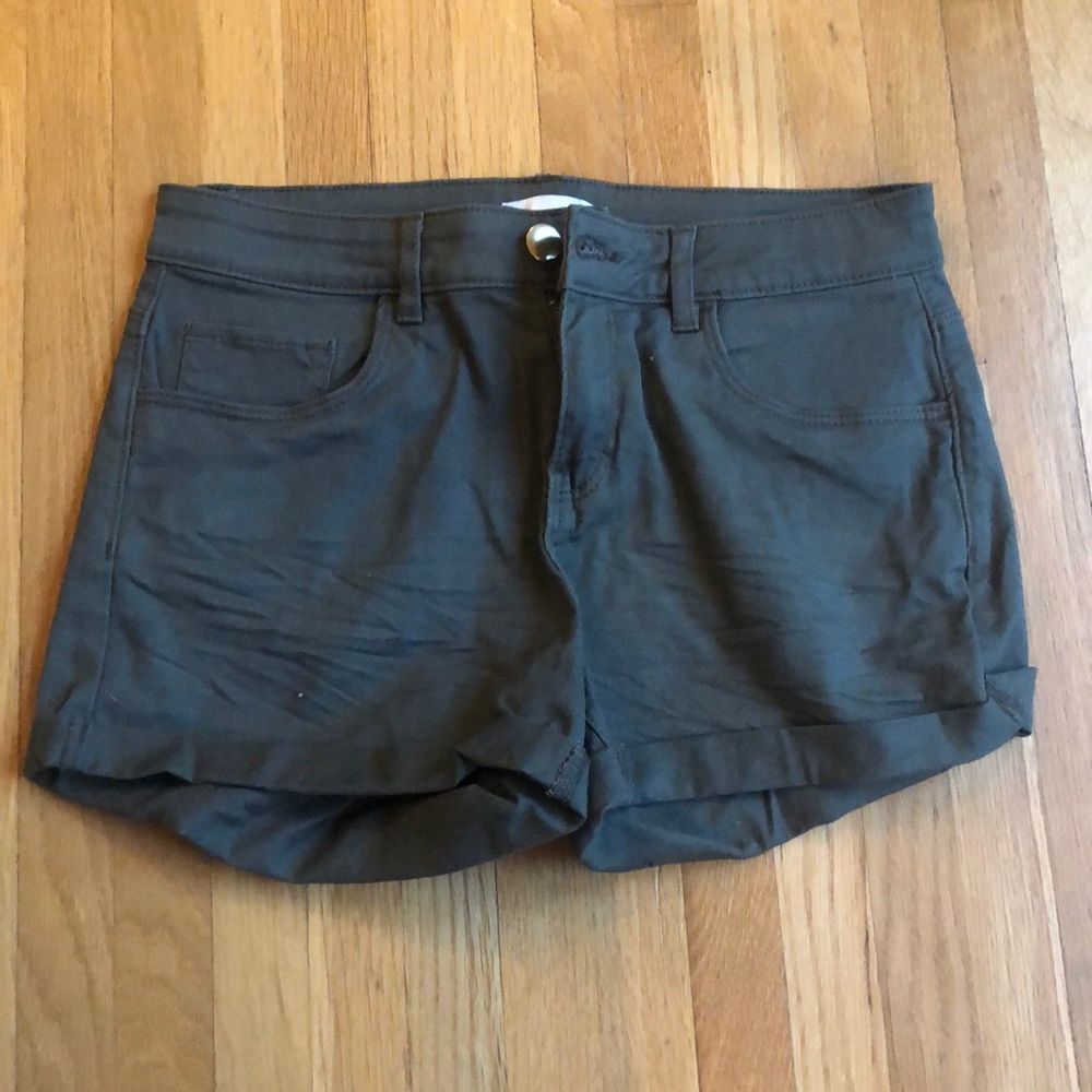 H&M Army Green Shorts - NWT Size 4